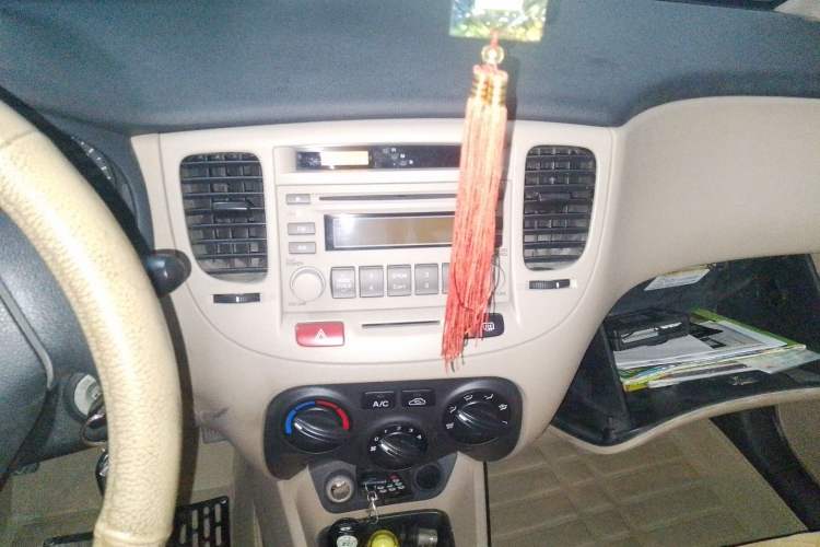 Used Kia Rio 2007 1.4L MT GL Audio And AC Panel
