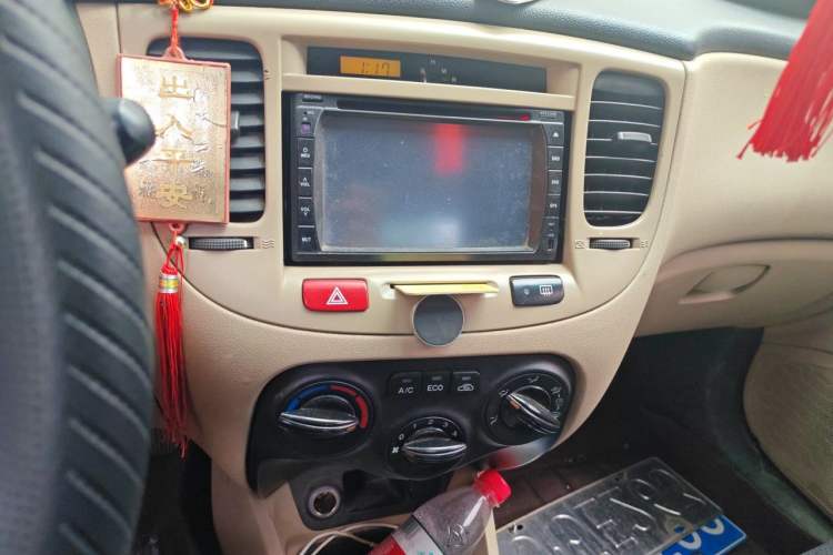 Used Kia Rio 2007 1.4L MT GL Audio And AC Panel