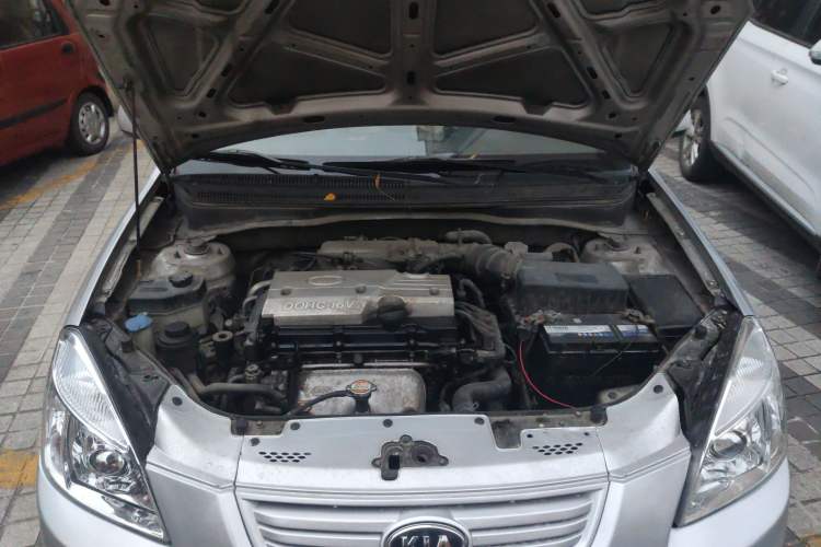 Used Kia Rio 2007 1.4L MT GL Engine Bay