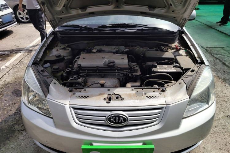 Used Kia Rio 2007 1.4L MT GLS Engine Bay