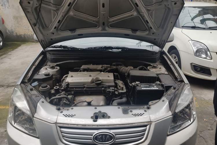Used Kia Rio 2007 1.4L MT GL Engine Bay