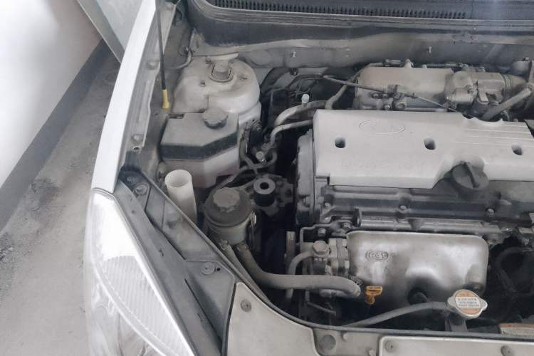 Used Kia Rio 2007 1.4L MT GL Engine Bay Right