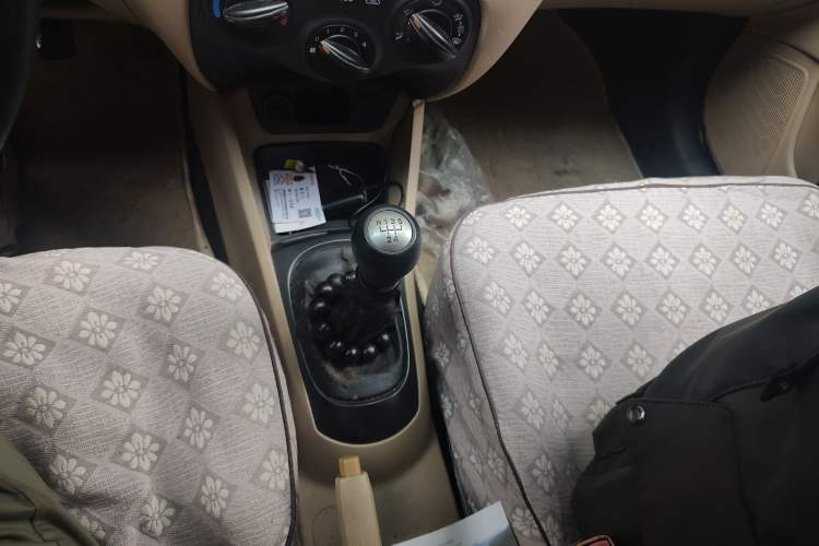 Used Kia Rio 2007 1.4L MT GL Gear Lever