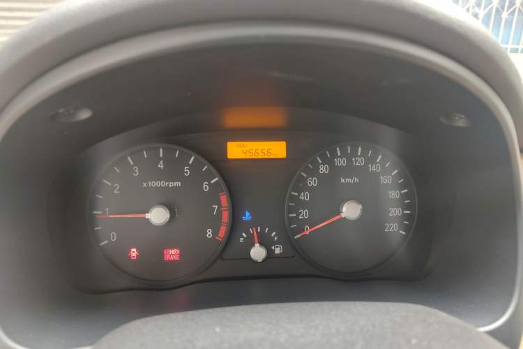 Used Kia Rio 2007 1.4L MT GL Odometer Close Up