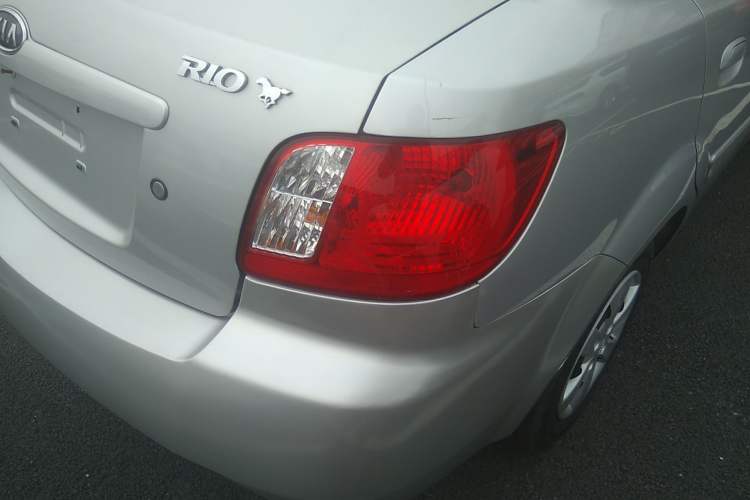 Used Kia Rio 2007 1.4L AT GL Right Rear Taillight