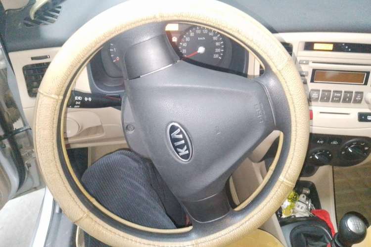 Used Kia Rio 2007 1.4L MT GL Steering Wheel