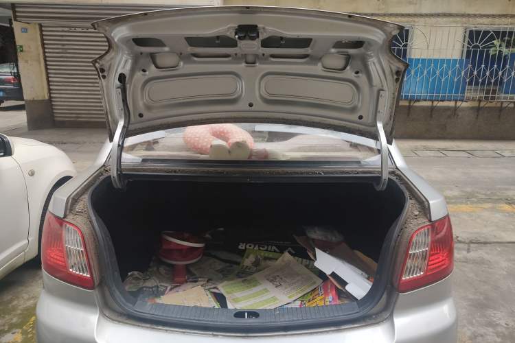 Used Kia Rio 2007 1.4L MT GL Trunk