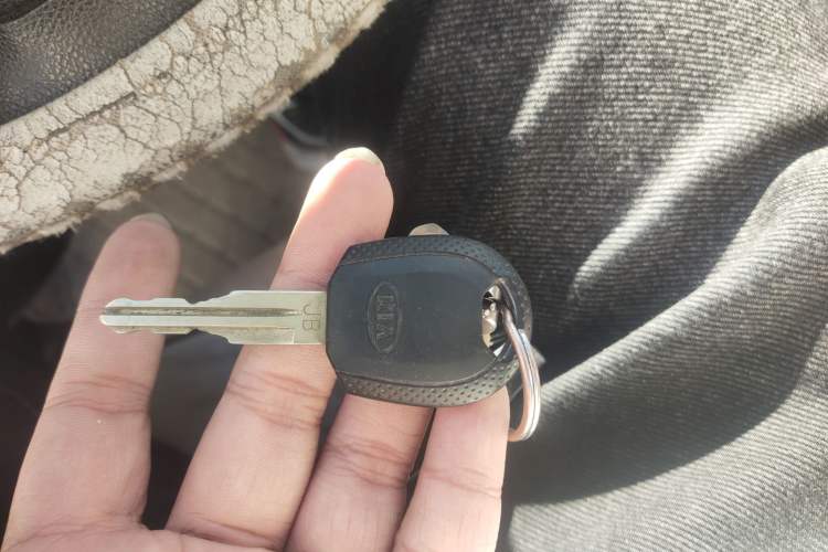 Used Kia Rio 2007 1.4L MT GL Vehicle Key