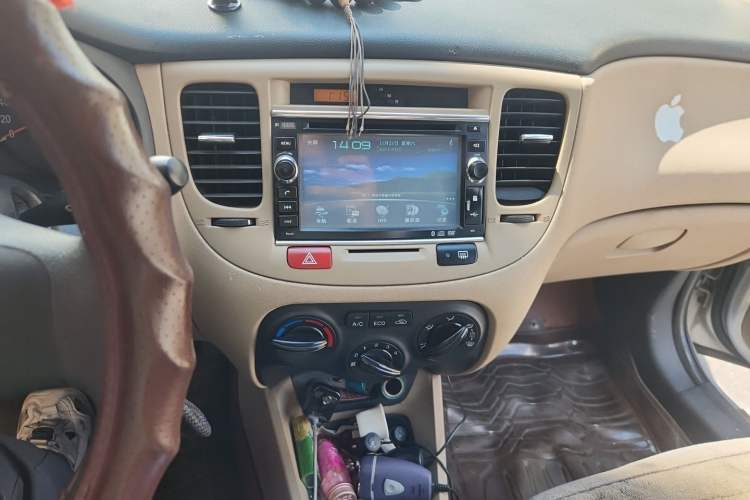 Used Kia Rio 2007 1.4L MT GL Audio And AC Panel