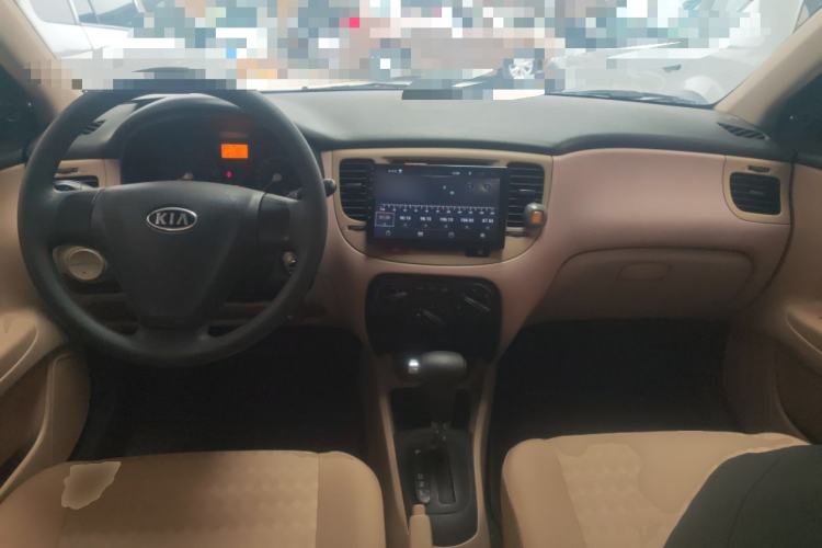 Used Kia Rio 2007 1.4L AT GL Center Console