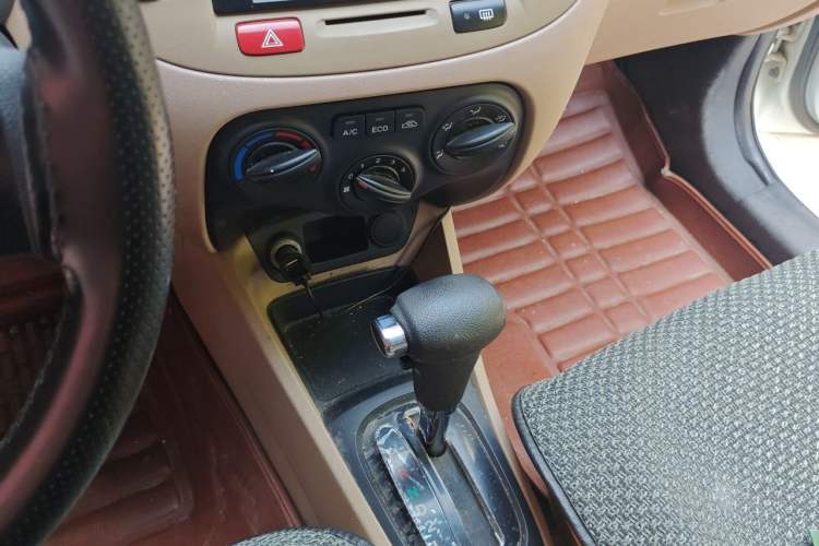 Used Kia Rio 2007 1.4L AT GL Gear Lever