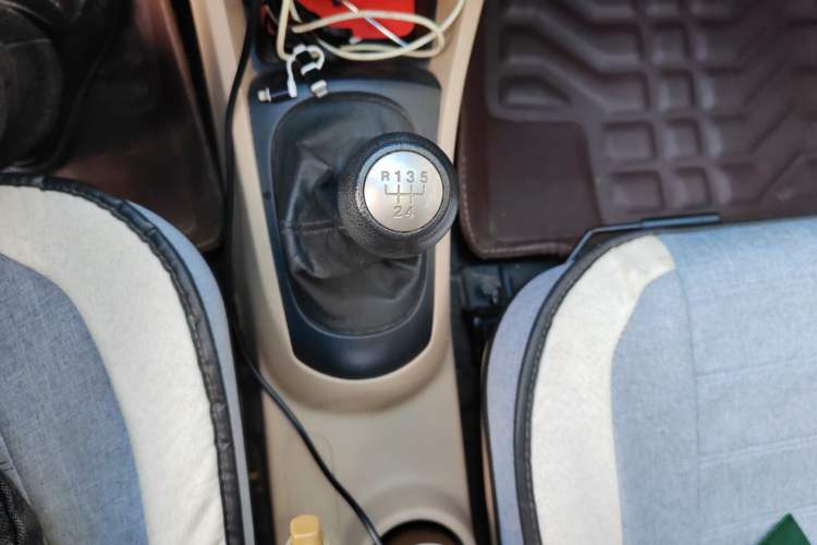 Used Kia Rio 2007 1.4L MT GL Gear Lever
