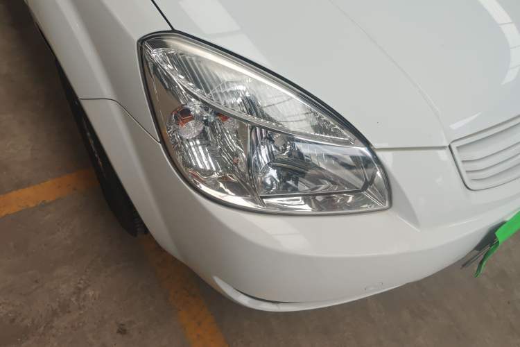 Used Kia Rio 2007 1.4L AT GL Right Front Headlight