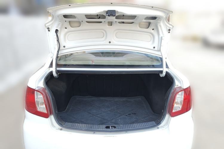 Used Kia Rio 2007 1.4L MT GL Trunk