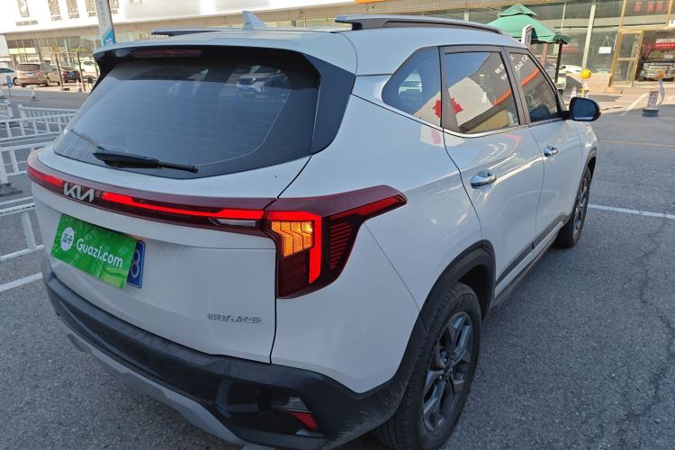 Used Kia Seltos 2023 1.5L CVT Luxury Edition Rear Right 45 Deg