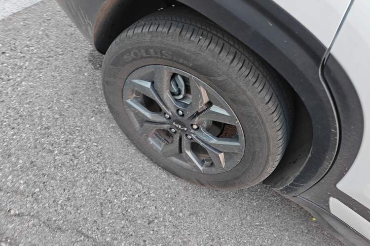 Used Kia Seltos 2023 1.5L CVT Luxury Edition Right Rear Wheel Hub