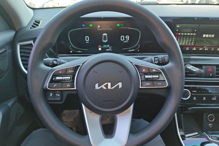 Used Kia Seltos 2023 1.5L CVT Luxury Edition Steering Wheel