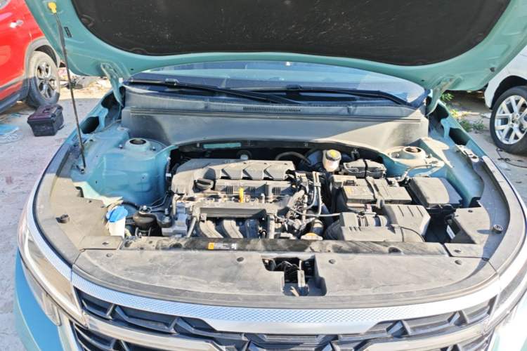 Used Kia Seltos 2023 1.5L CVT Luxury Edition Engine Bay