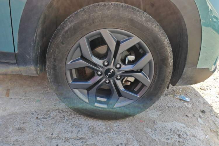 Used Kia Seltos 2023 1.5L CVT Luxury Edition Right Front Wheel Hub