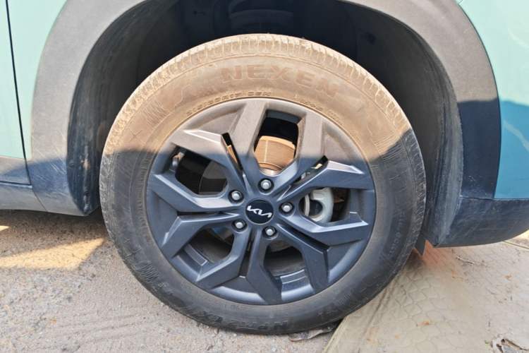 Used Kia Seltos 2023 1.5L CVT Luxury Edition Right Front Wheel Hub