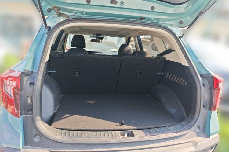 Used Kia Seltos 2023 1.5L CVT Luxury Edition Trunk