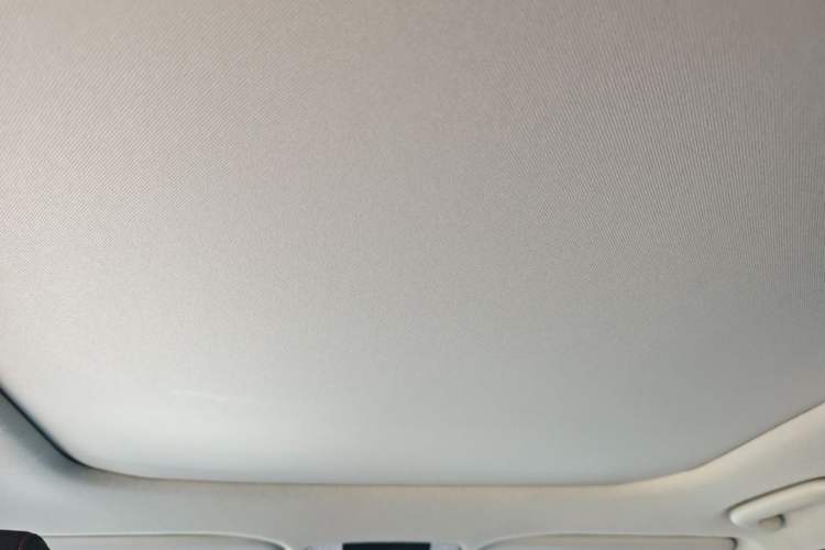 Used Kia Seltos 2023 1.5L CVT Luxury Edition Headliner