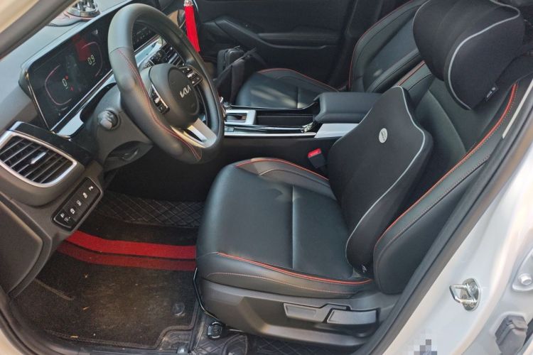 Used Kia Seltos 2023 1.5L CVT Luxury Edition Left Front Seat