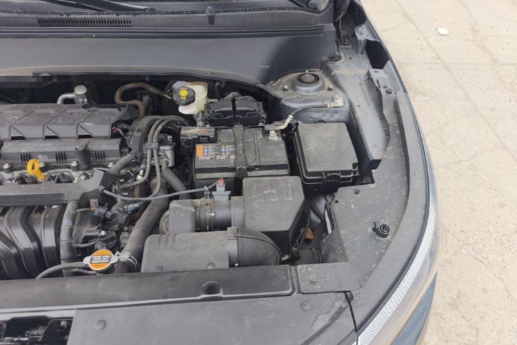 Used Kia Seltos 2023 1.5L CVT Luxury Edition Engine Bay Left