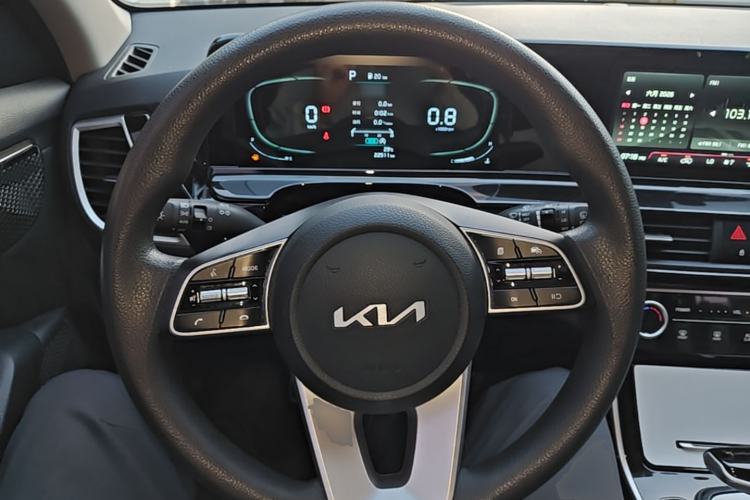 Used Kia Seltos 2023 1.5L CVT Comfort Edition Steering Wheel