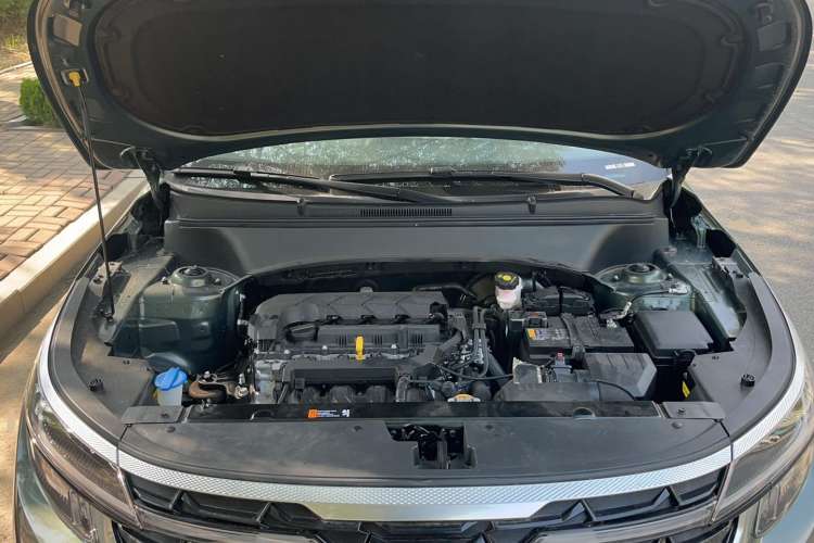 Used Kia Seltos 2023 1.5L CVT Luxury Edition Engine Bay