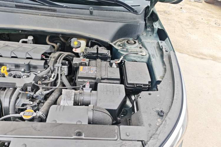 Used Kia Seltos 2023 1.5L CVT Luxury Edition Engine Bay Left