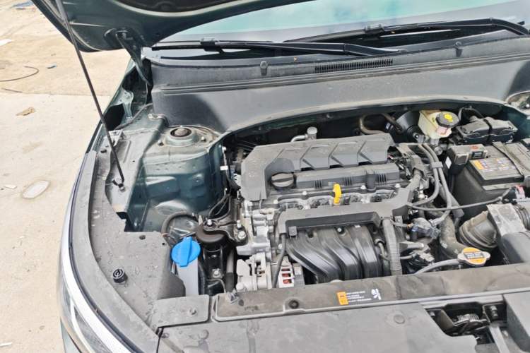 Used Kia Seltos 2023 1.5L CVT Luxury Edition Engine Bay Right