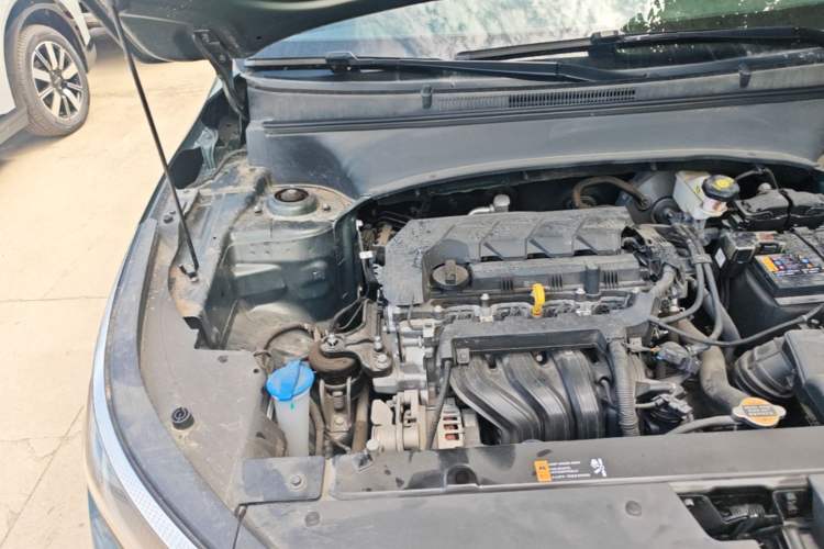 Used Kia Seltos 2023 1.5L CVT Luxury Edition Engine Bay Right
