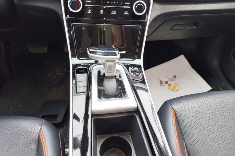 Used Kia Seltos 2023 1.5L CVT Luxury Edition Gear Lever