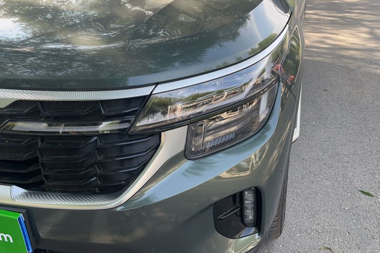 Used Kia Seltos 2023 1.5L CVT Luxury Edition Left Front Headlight