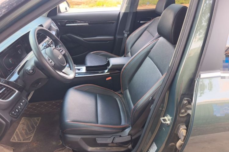Used Kia Seltos 2023 1.5L CVT Luxury Edition Left Front Seat