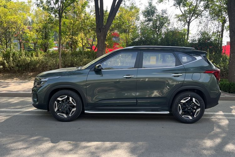 Used Kia Seltos 2023 1.5L CVT Luxury Edition Left Side