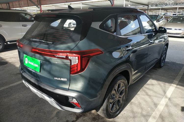 Used Kia Seltos 2023 1.5L CVT Luxury Edition Rear Right 45 Deg