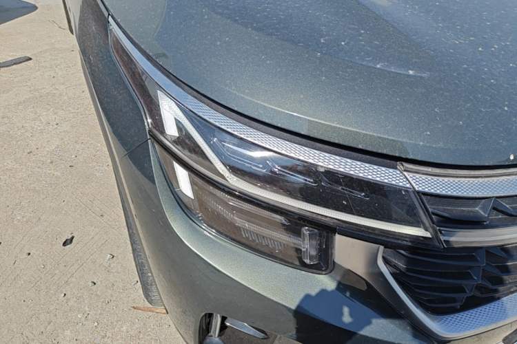 Used Kia Seltos 2023 1.5L CVT Luxury Edition Right Front Headlight