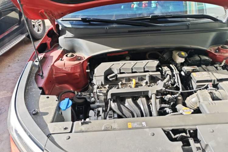 Used Kia Seltos 2023 1.5L CVT Luxury Edition Engine Bay Right