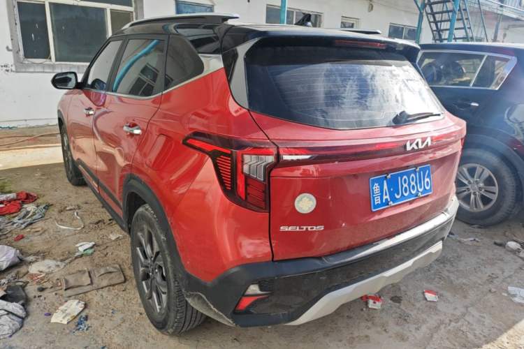 Used Kia Seltos 2023 1.5L CVT Luxury Edition Rear Left 45 Deg