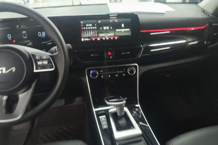 Used Kia Seltos 2023 1.5L CVT Comfort Edition Audio And AC Panel