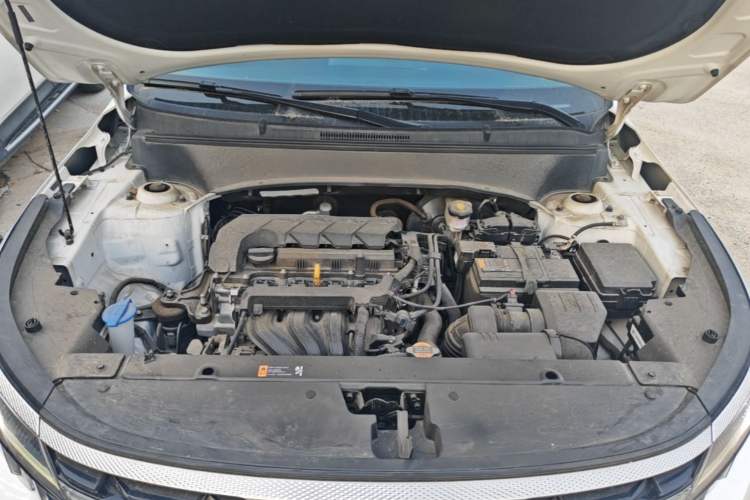 Used Kia Seltos 2023 1.5L CVT Luxury Edition Engine Bay