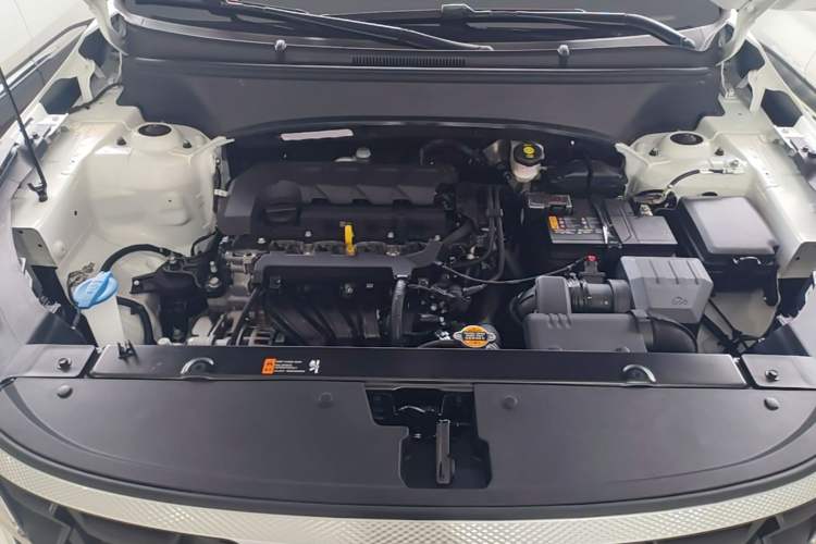 Used Kia Seltos 2023 1.5L CVT Comfort Edition Engine Bay