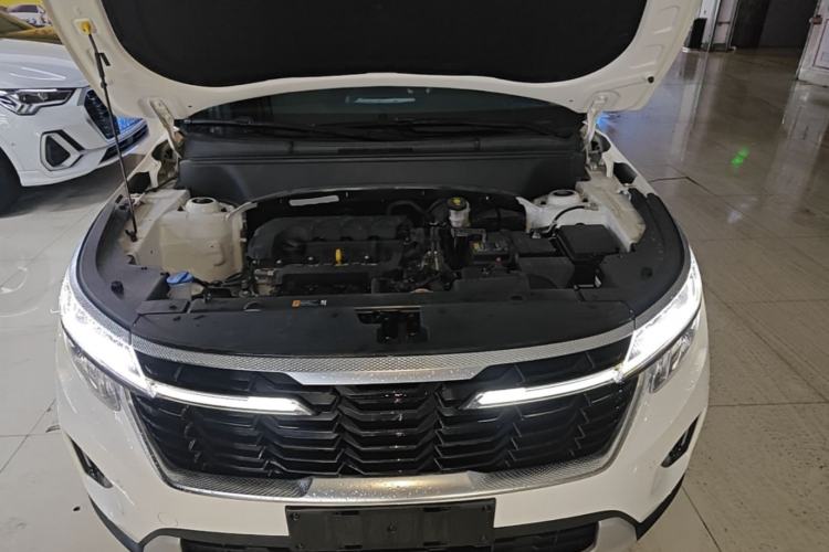 Used Kia Seltos 2023 1.5L CVT Luxury Edition Engine Bay