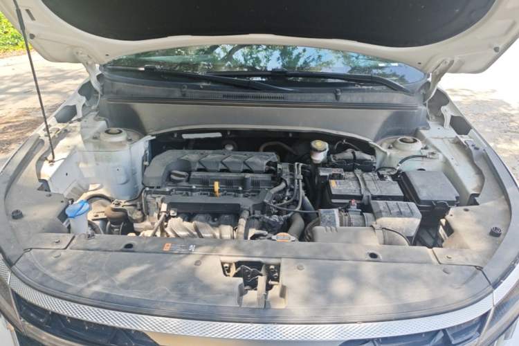 Used Kia Seltos 2023 1.5L CVT Luxury Edition Engine Bay