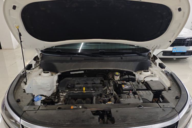 Used Kia Seltos 2023 1.5L CVT Luxury Edition Engine Bay