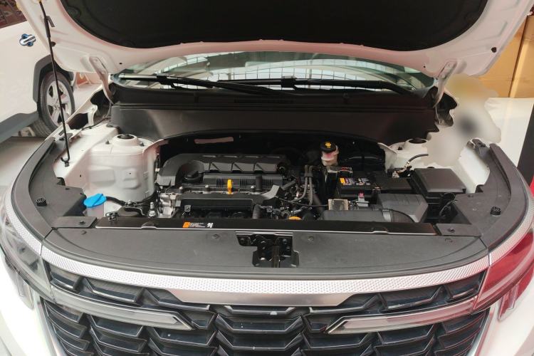 Used Kia Seltos 2023 1.5L CVT Luxury Edition Engine Bay