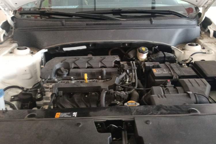 Used Kia Seltos 2023 1.5L CVT Comfort Edition Engine Bay