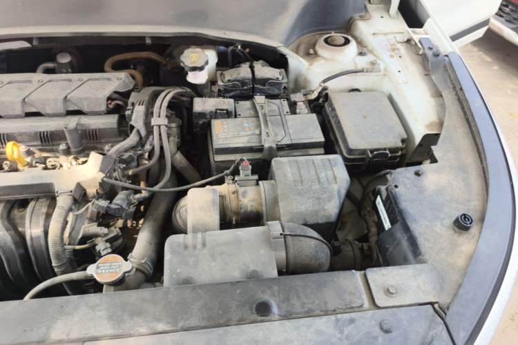 Used Kia Seltos 2023 1.5L CVT Luxury Edition Engine Bay Left